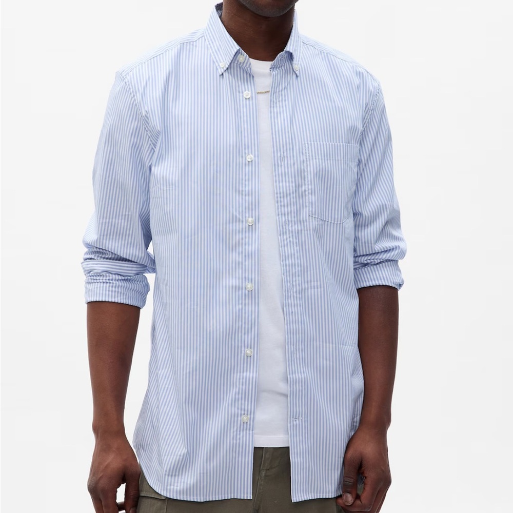 GAP Men's Blue Striped Button Down Shirt NWT size M